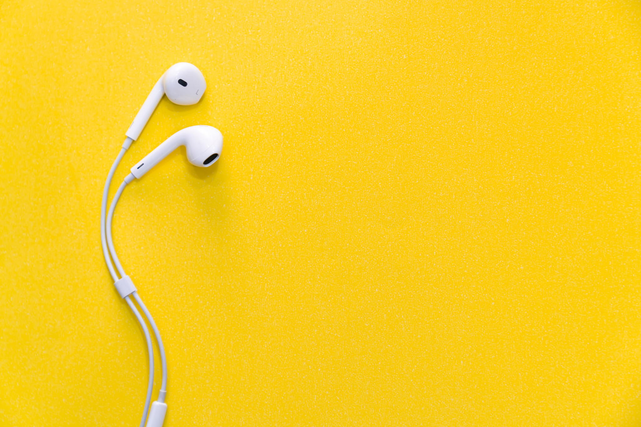 Podcastit ja keskusteluhuoneet Facebookiin